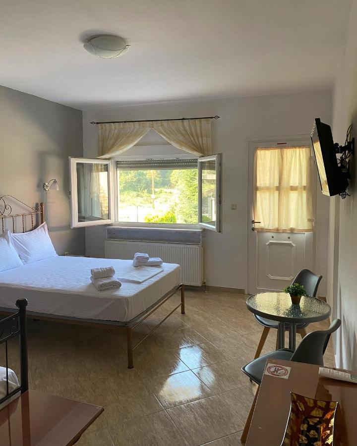 Guesthouse Anestis Ángistron Екстериор снимка